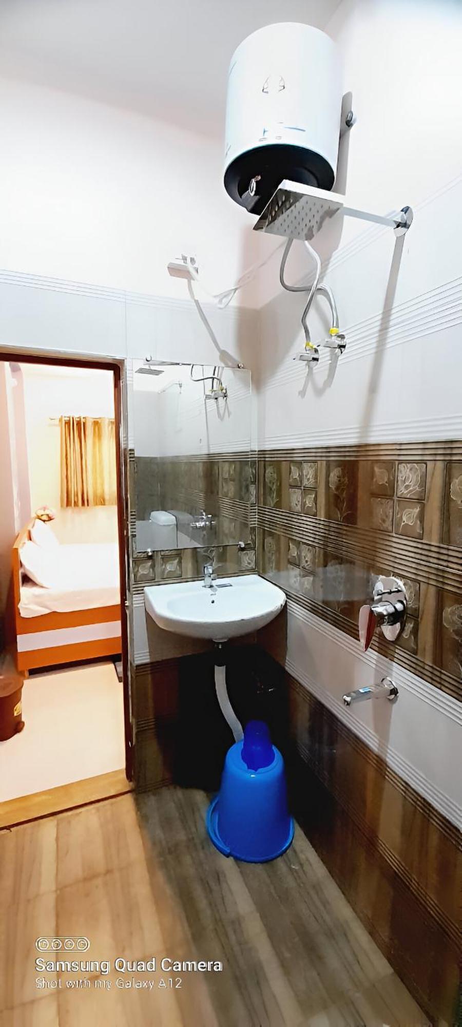 Shiv Niketan Guest House 200Mtr From Shri Ram Mandir Ayodhya Екстер'єр фото