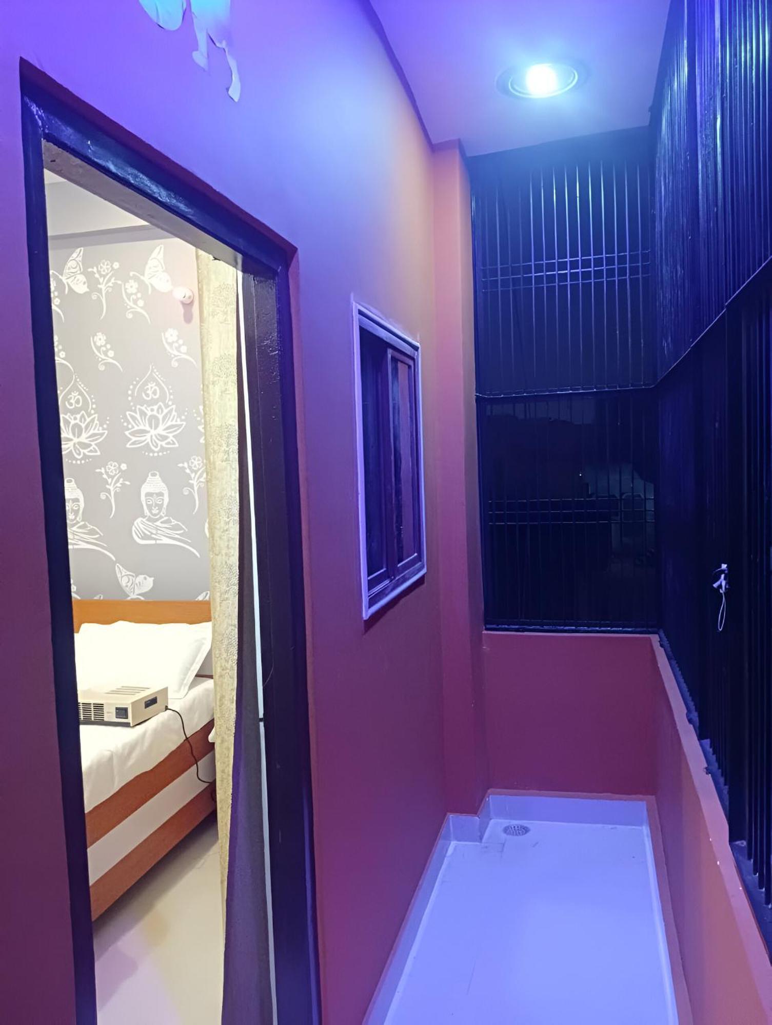Shiv Niketan Guest House 200Mtr From Shri Ram Mandir Ayodhya Екстер'єр фото